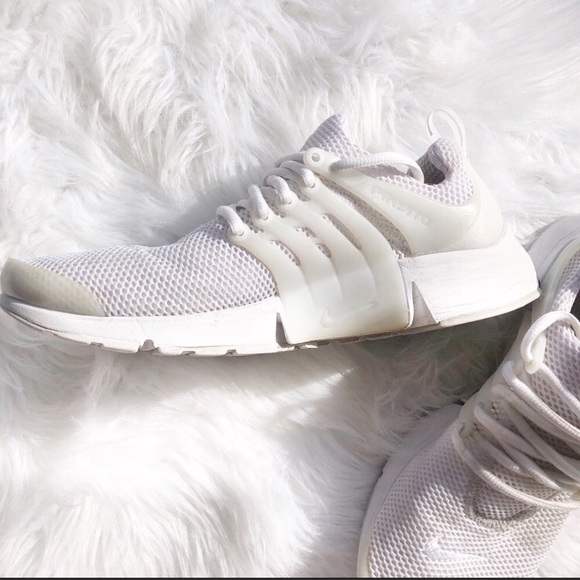 Nike presto sneakers size 10 - Picture 2 of 7